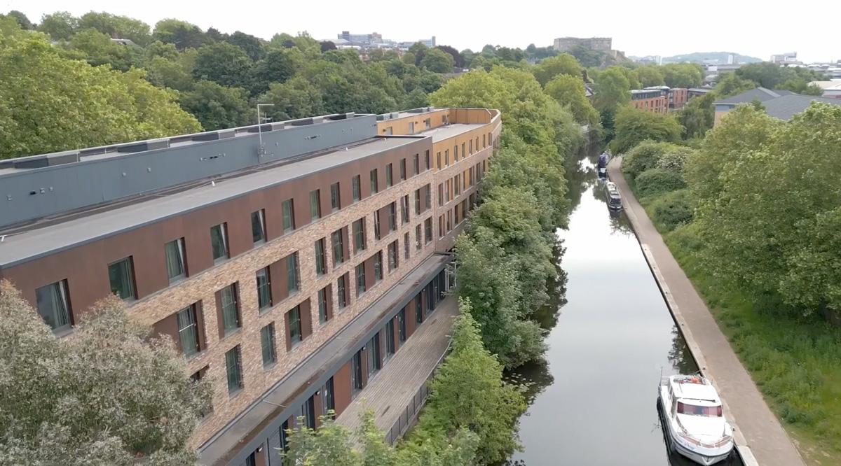 Canal View En-suite 15