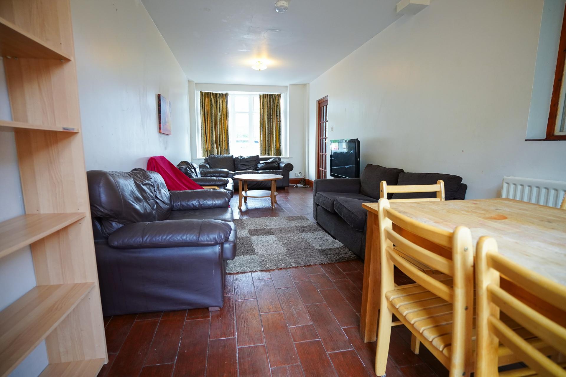 6 bed student house to rent on Westfield Drive, Loughborough, LE11 3QJ ...