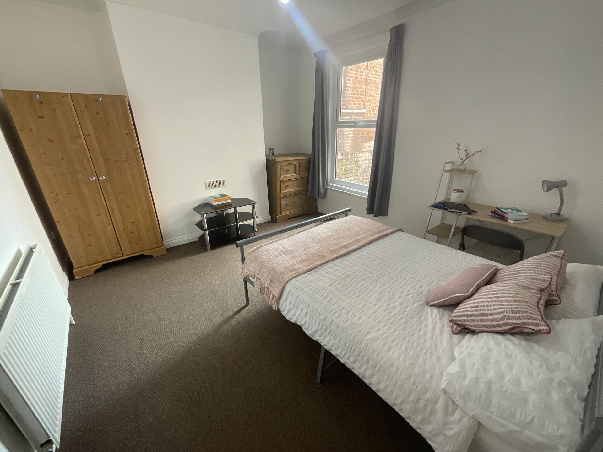 26 Chichester Street, Chester photo 2