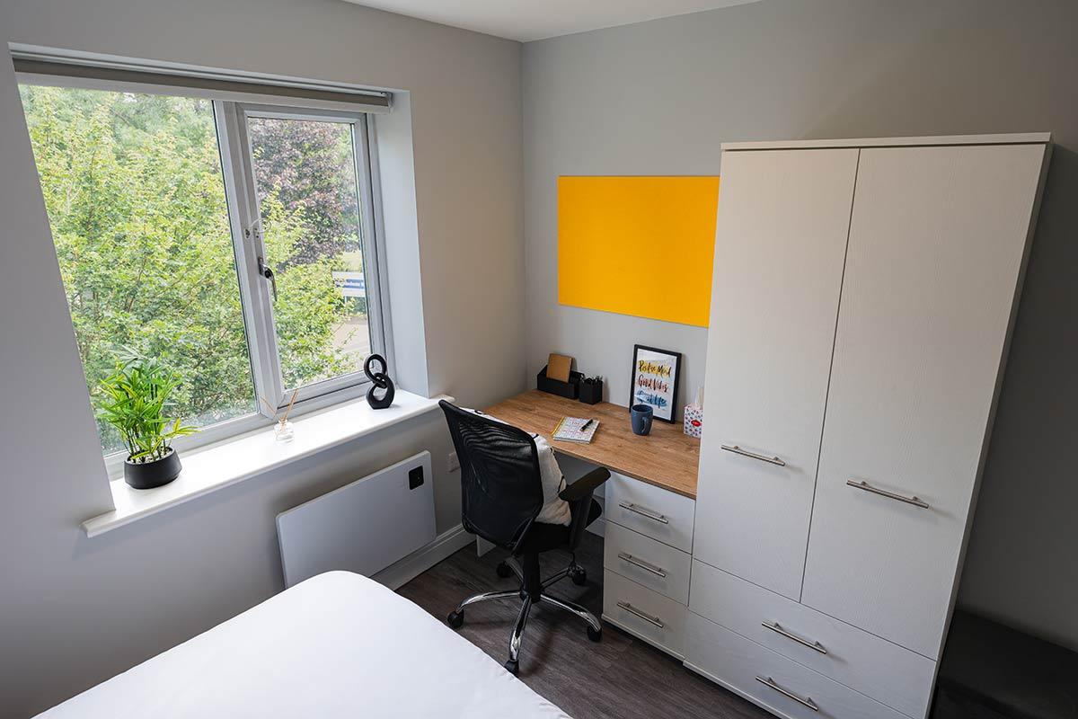 Platinum Ensuite