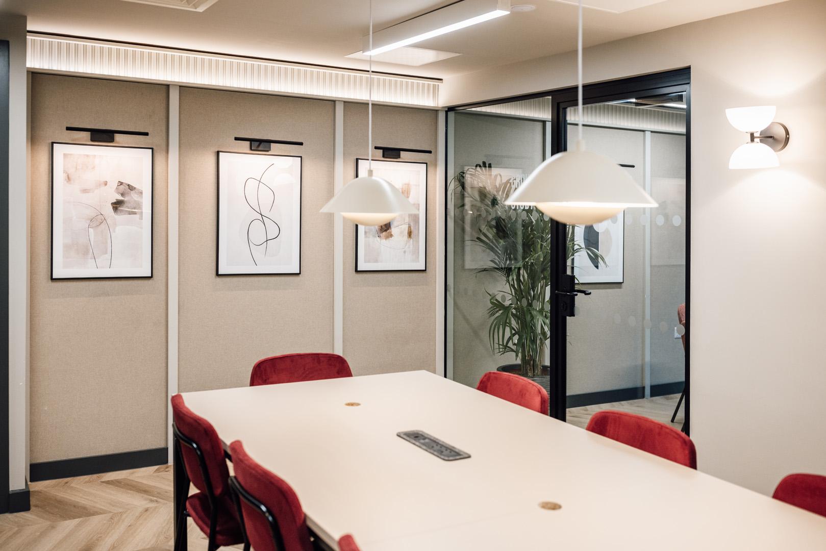 Standard Studio 32
