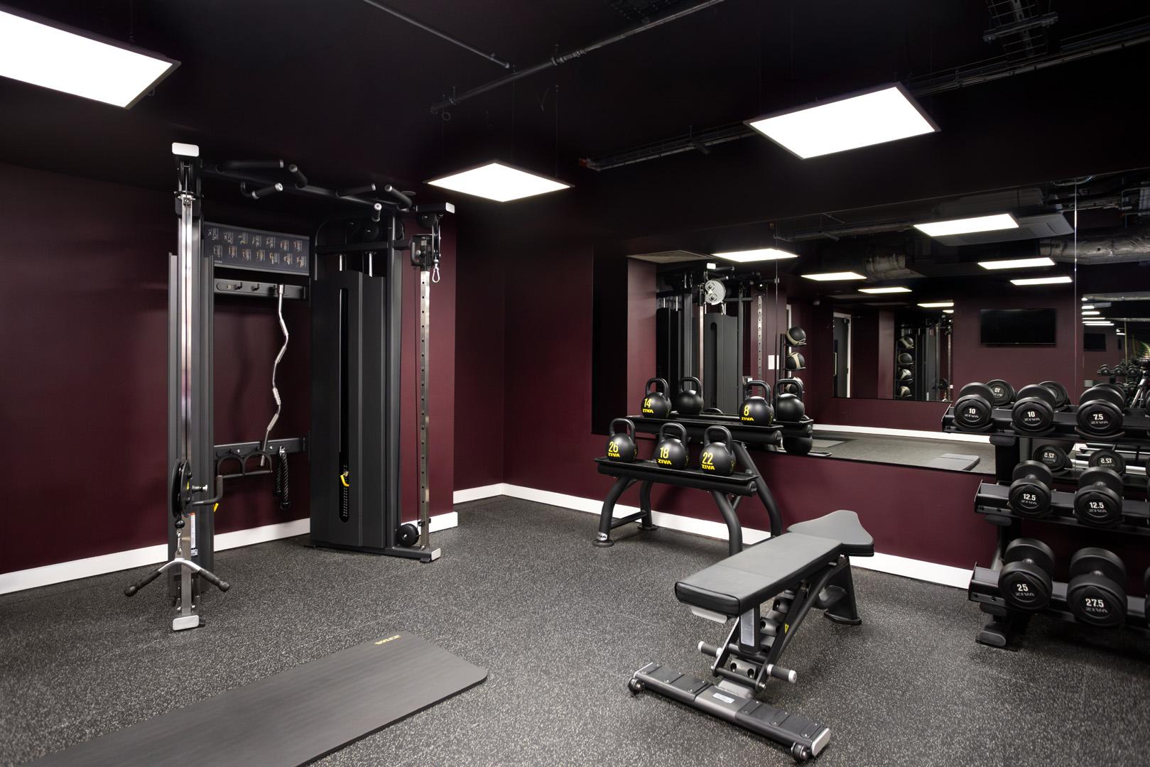 Superior Plus Studio 21